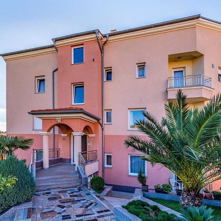 Istriensonne - Apartments Veruda Mit Grillterrasse Pula Luaran gambar