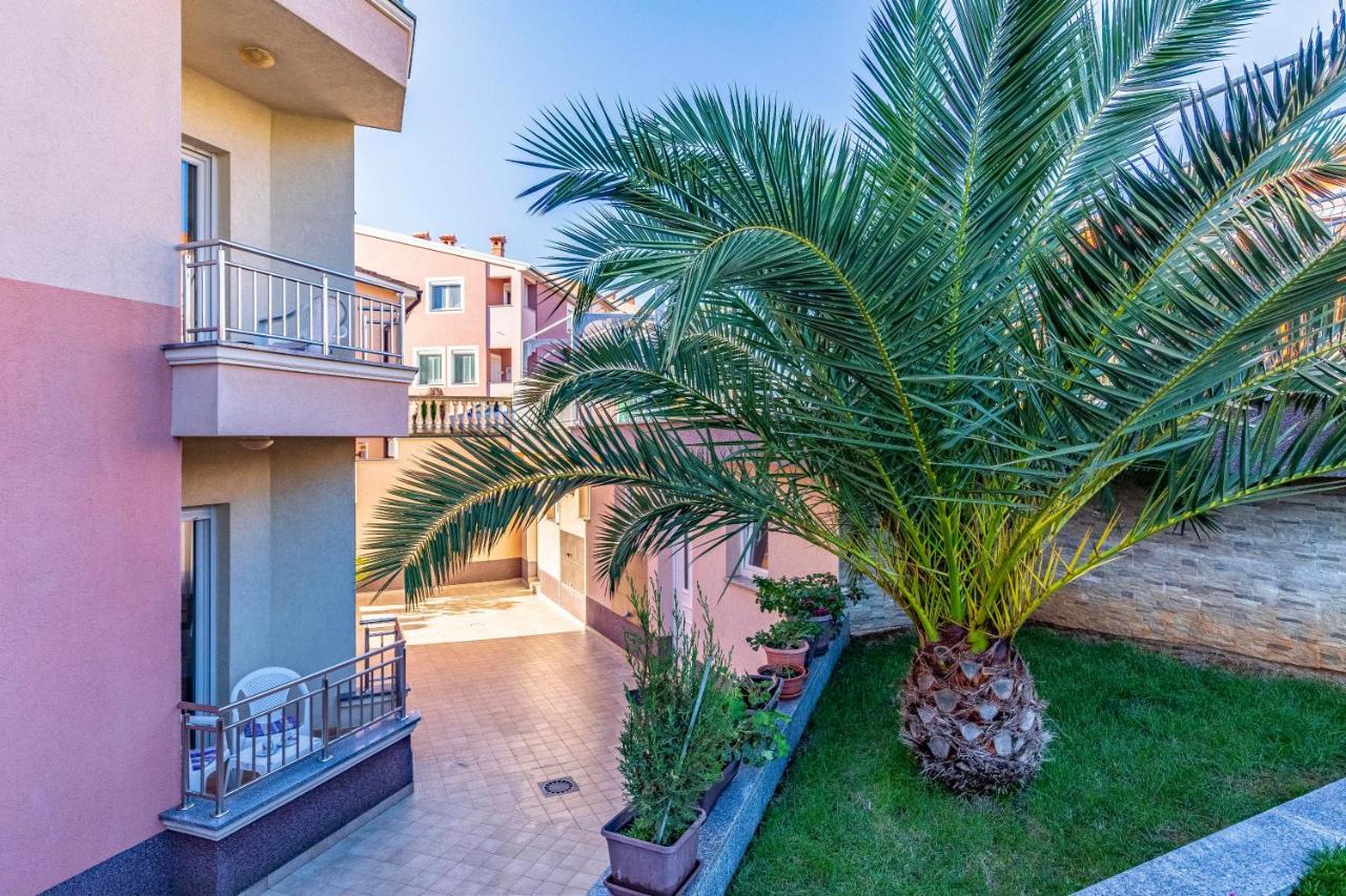 Istriensonne - Apartments Veruda Mit Grillterrasse Pula Luaran gambar