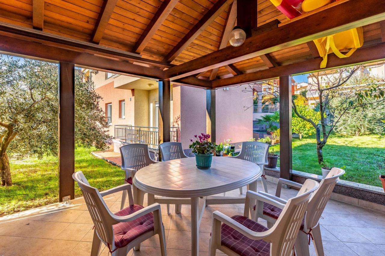 Istriensonne - Apartments Veruda Mit Grillterrasse Pula Luaran gambar
