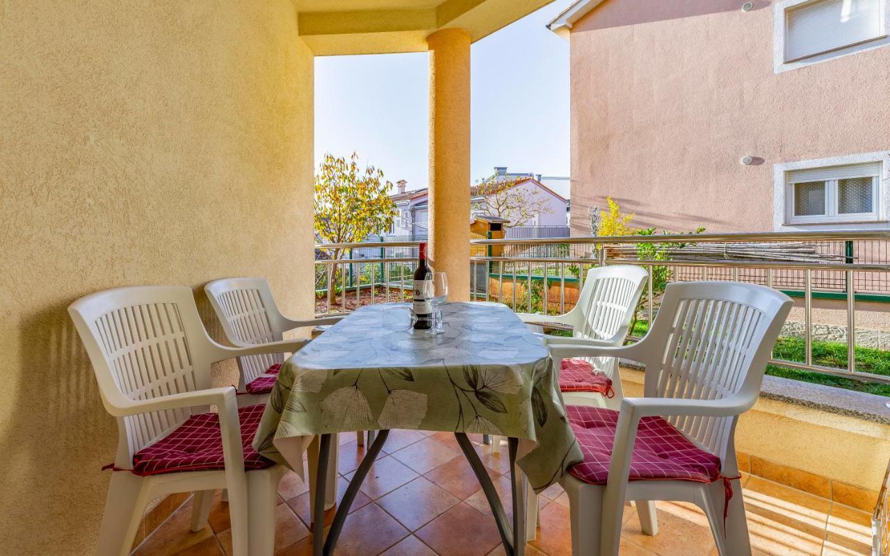 Istriensonne - Apartments Veruda Mit Grillterrasse Pula Luaran gambar
