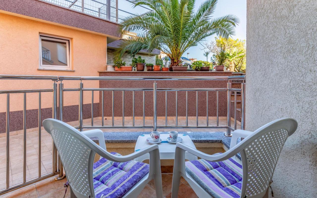 Istriensonne - Apartments Veruda Mit Grillterrasse Pula Luaran gambar