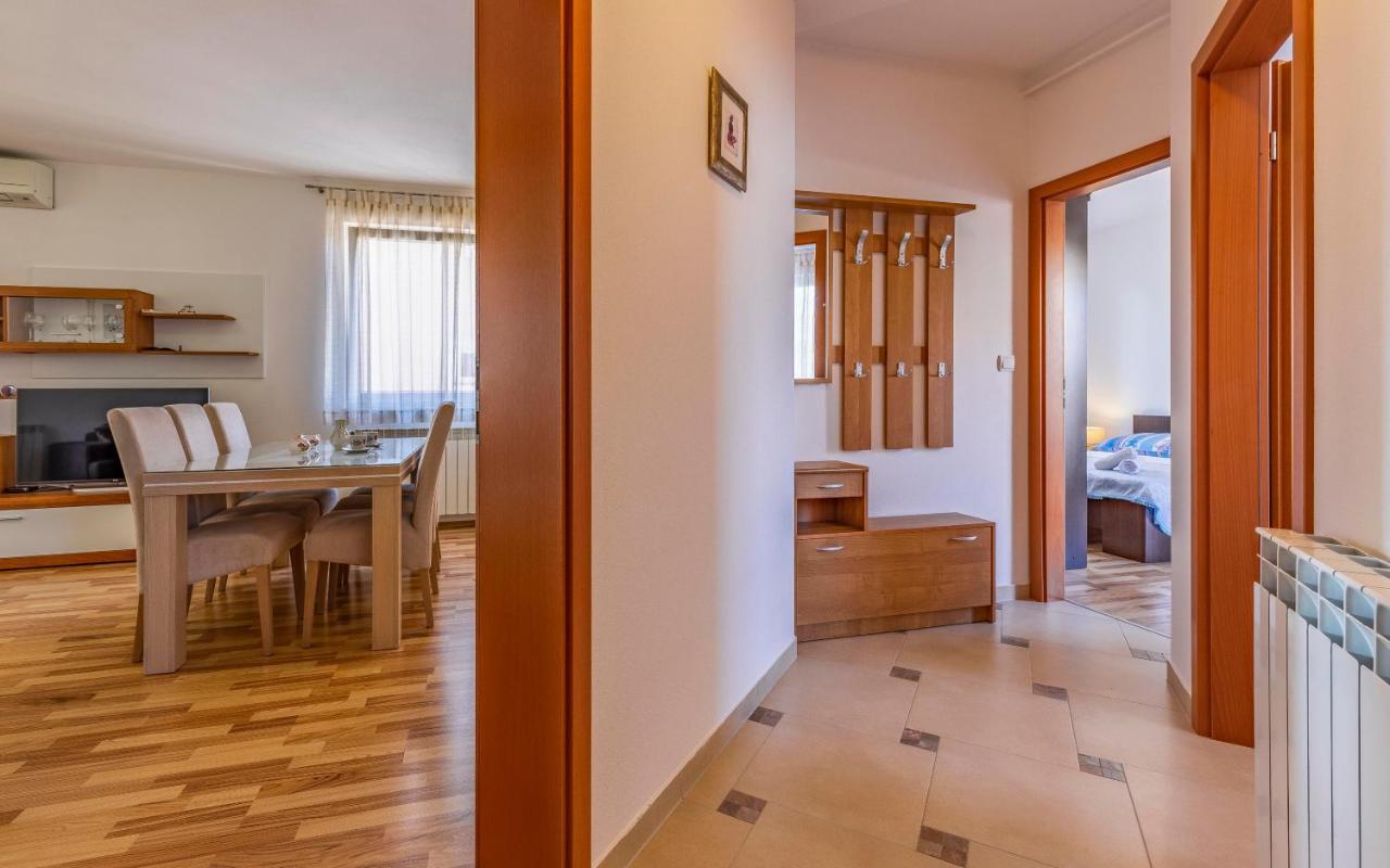 Istriensonne - Apartments Veruda Mit Grillterrasse Pula Luaran gambar