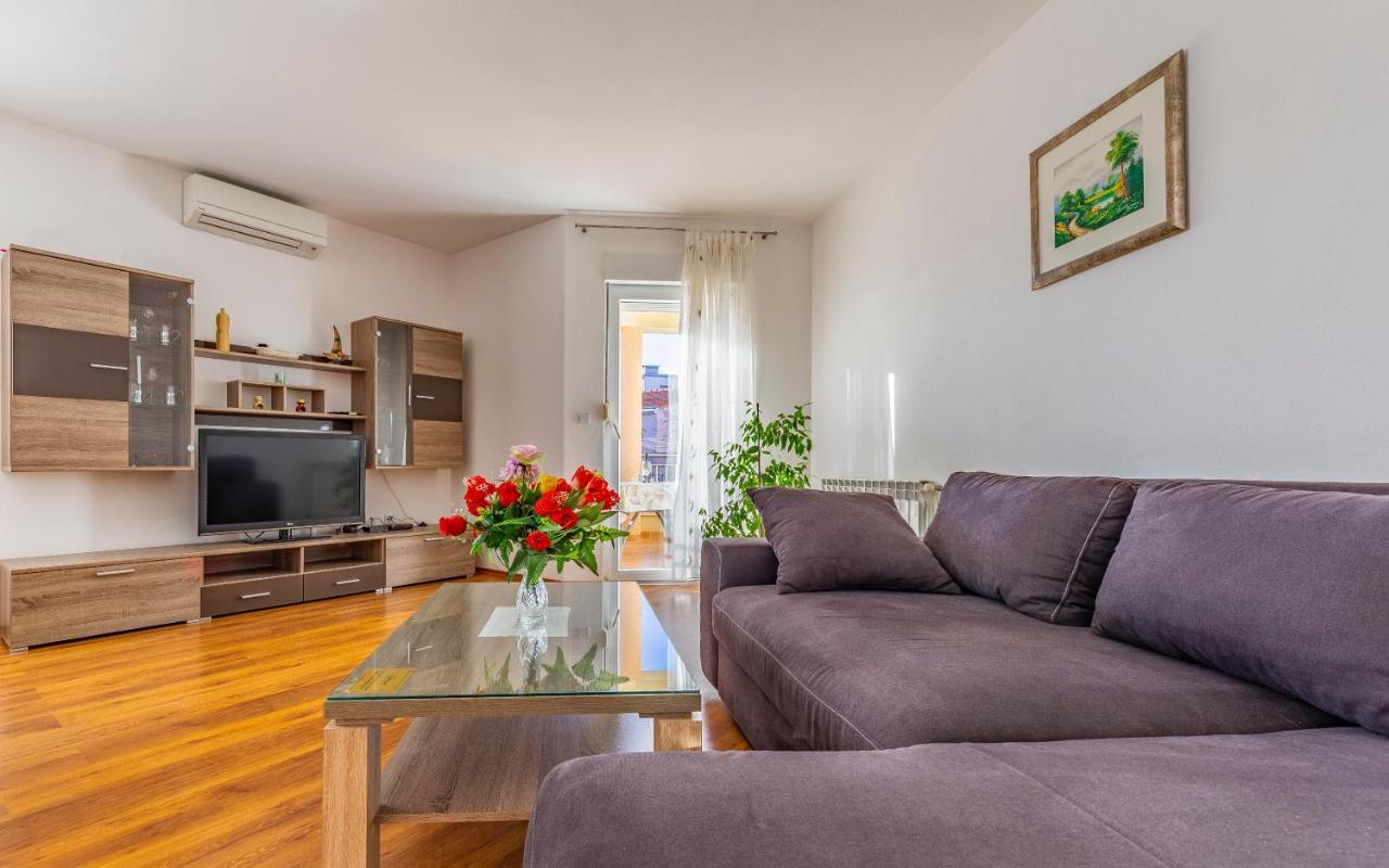 Istriensonne - Apartments Veruda Mit Grillterrasse Pula Luaran gambar