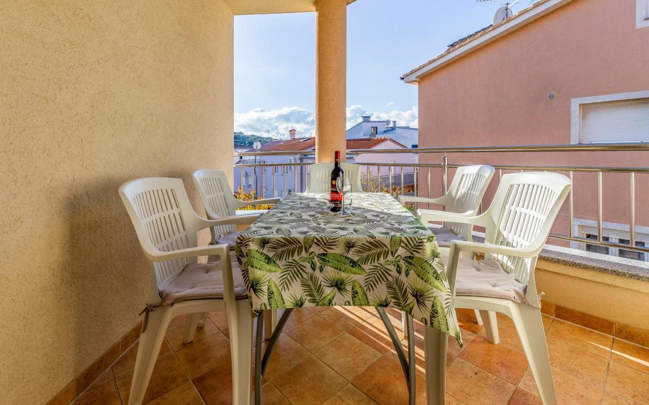 Istriensonne - Apartments Veruda Mit Grillterrasse Pula Luaran gambar