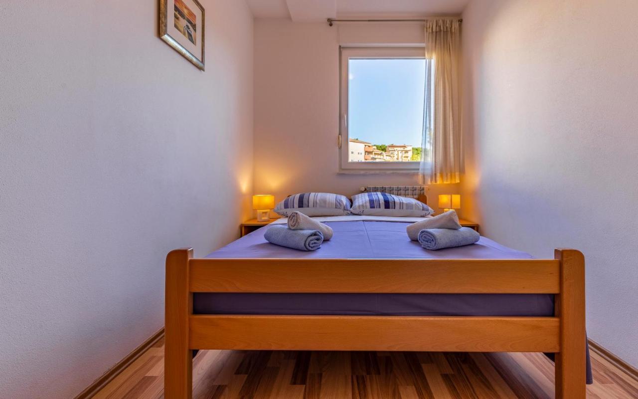 Istriensonne - Apartments Veruda Mit Grillterrasse Pula Luaran gambar