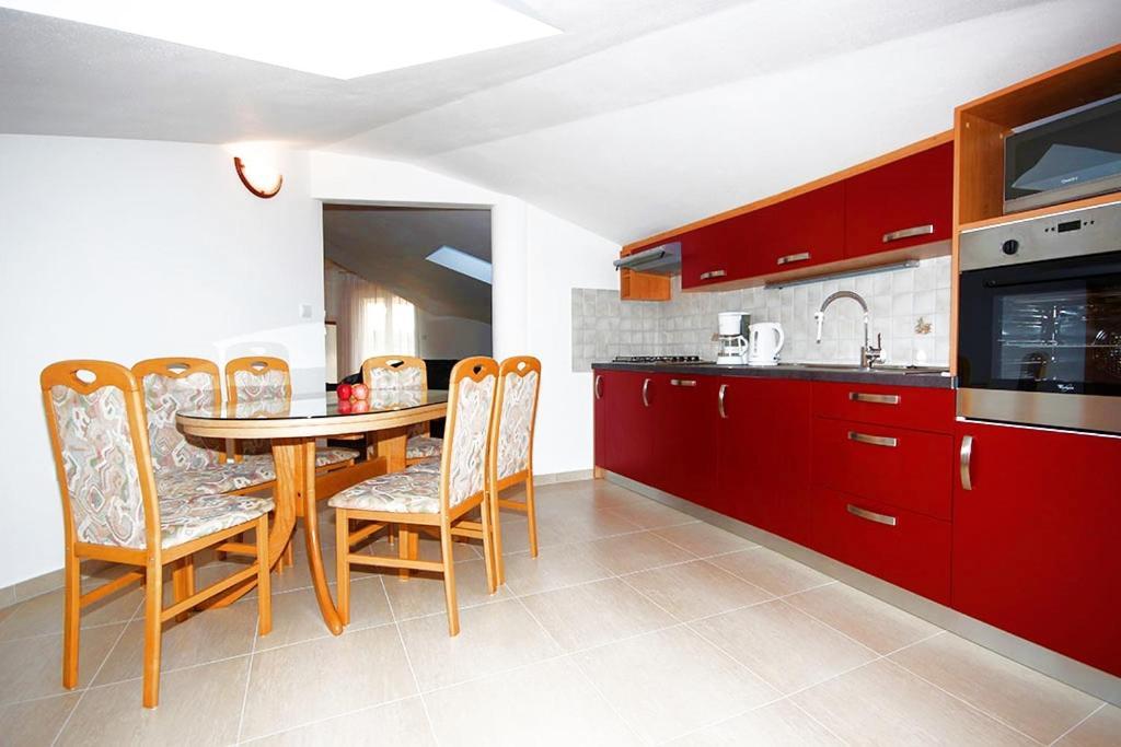 Istriensonne - Apartments Veruda Mit Grillterrasse Pula Luaran gambar